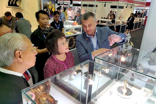 企業(yè)為什么要赴境外參加國(guó)際展會(huì)?